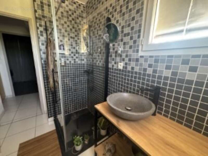 Maison familiale de standing avec piscine sur terrain de 1 800 m² – Saint-Pierre (31590) - photo 7