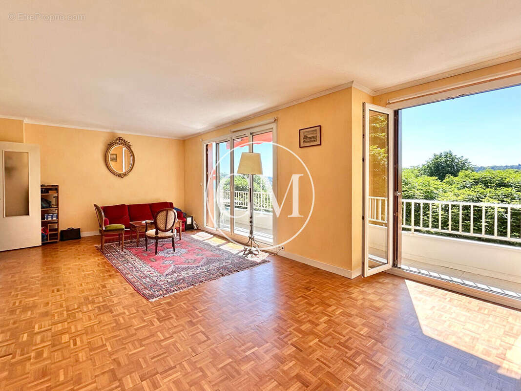 Appartement à SEVRES