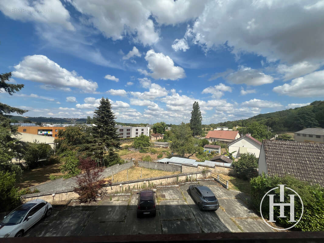 Appartement à SAINT-AMAND-MONTROND