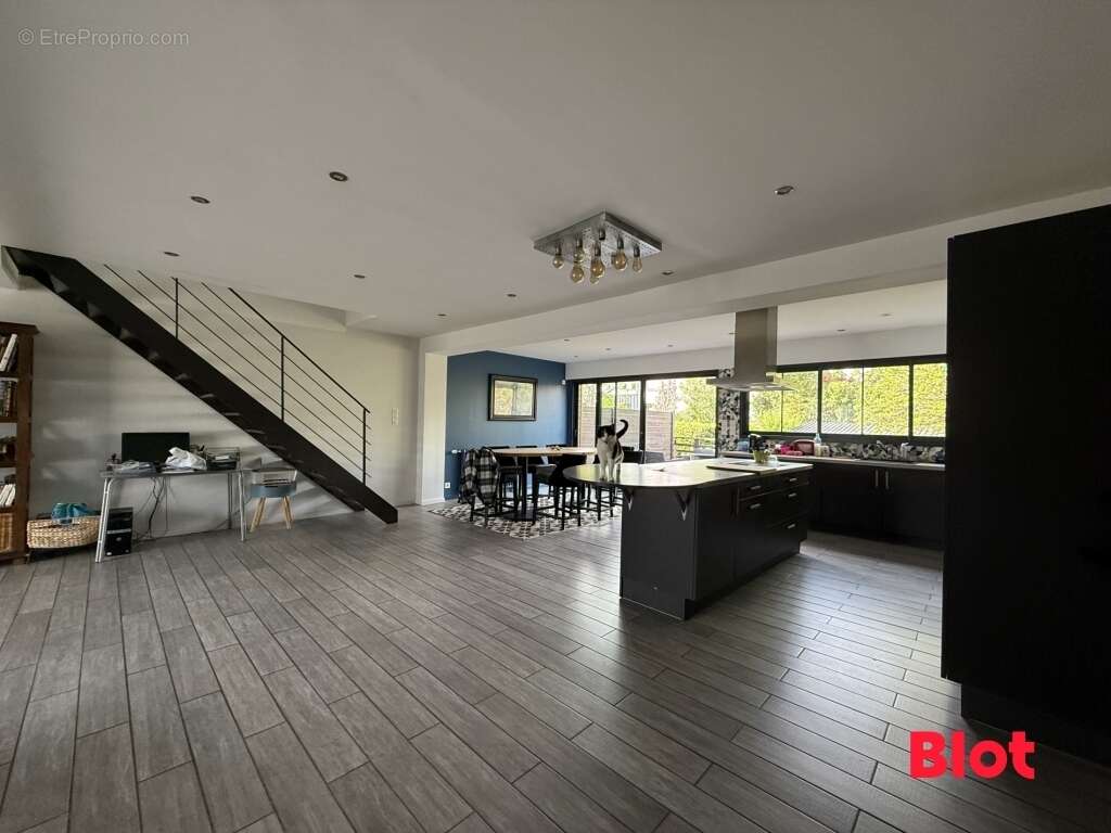 Maison à CESSON-SEVIGNE