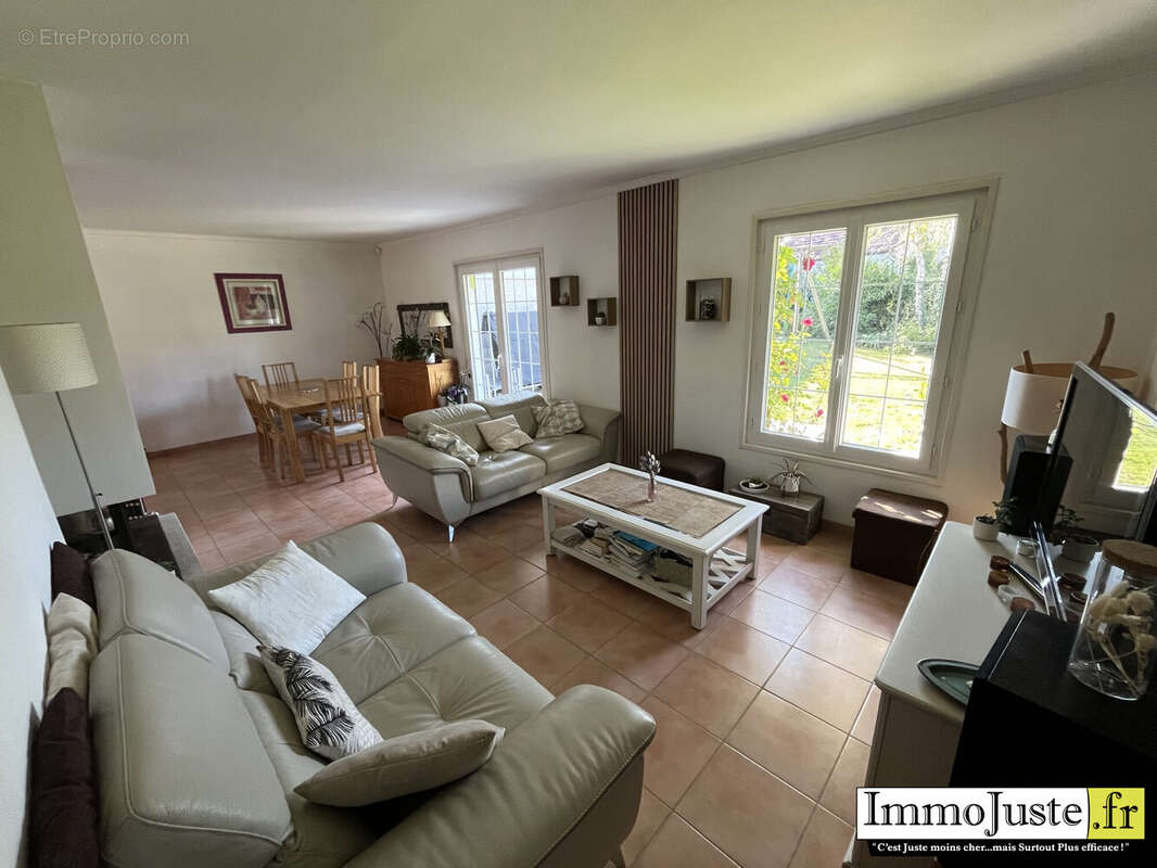 Maison 133 m² à Auffargis  - photo 3