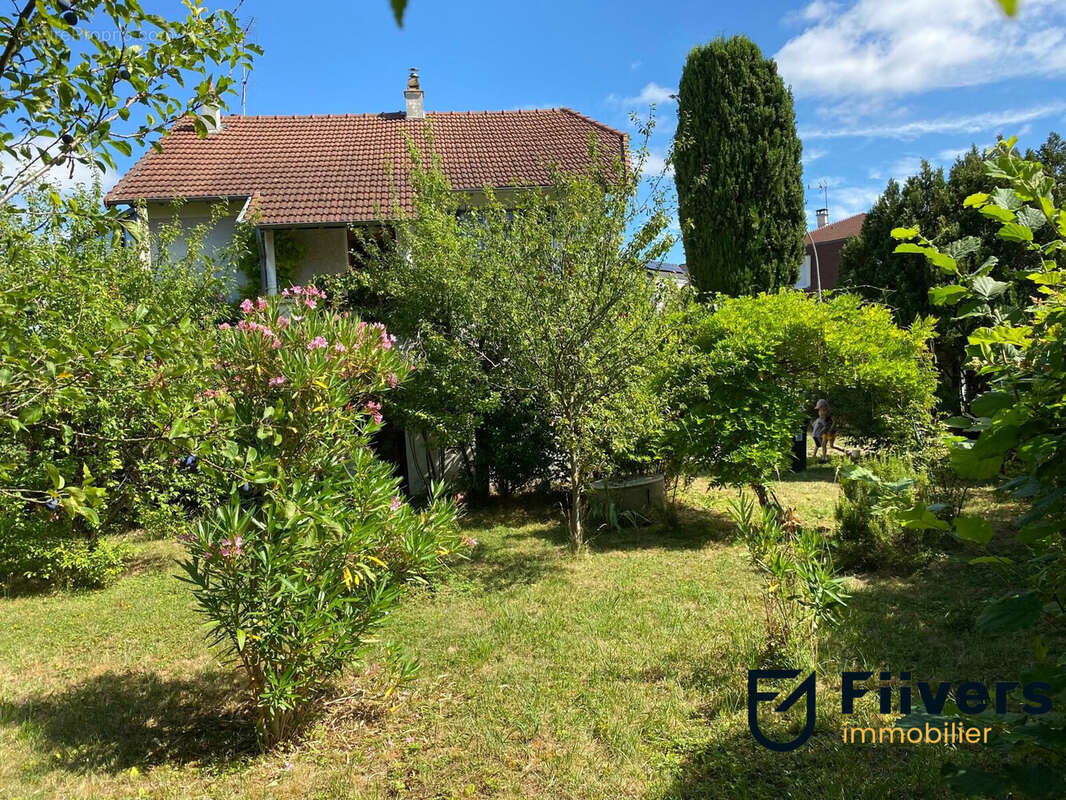 Maison à BRY-SUR-MARNE