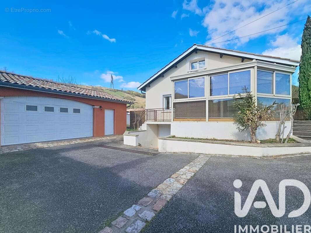 Photo 2 - Maison à SAINT-PIERRE-DE-BOEUF
