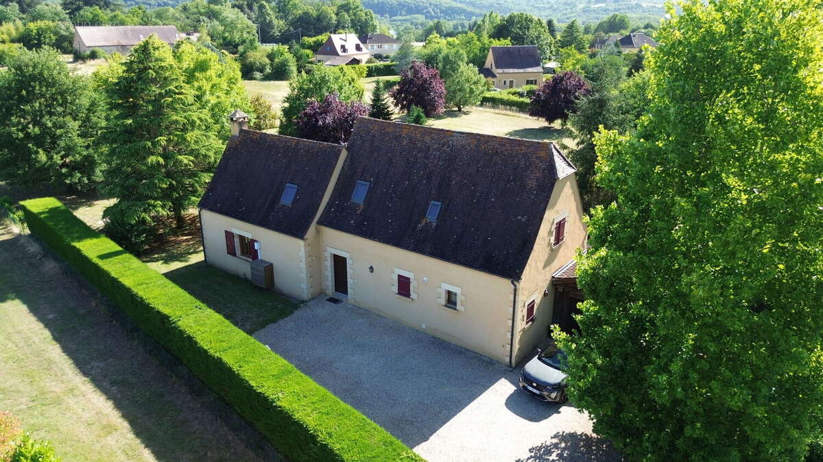 Maison Perigordine proche des commerces et parc arboré de 3860m2 - photo 5