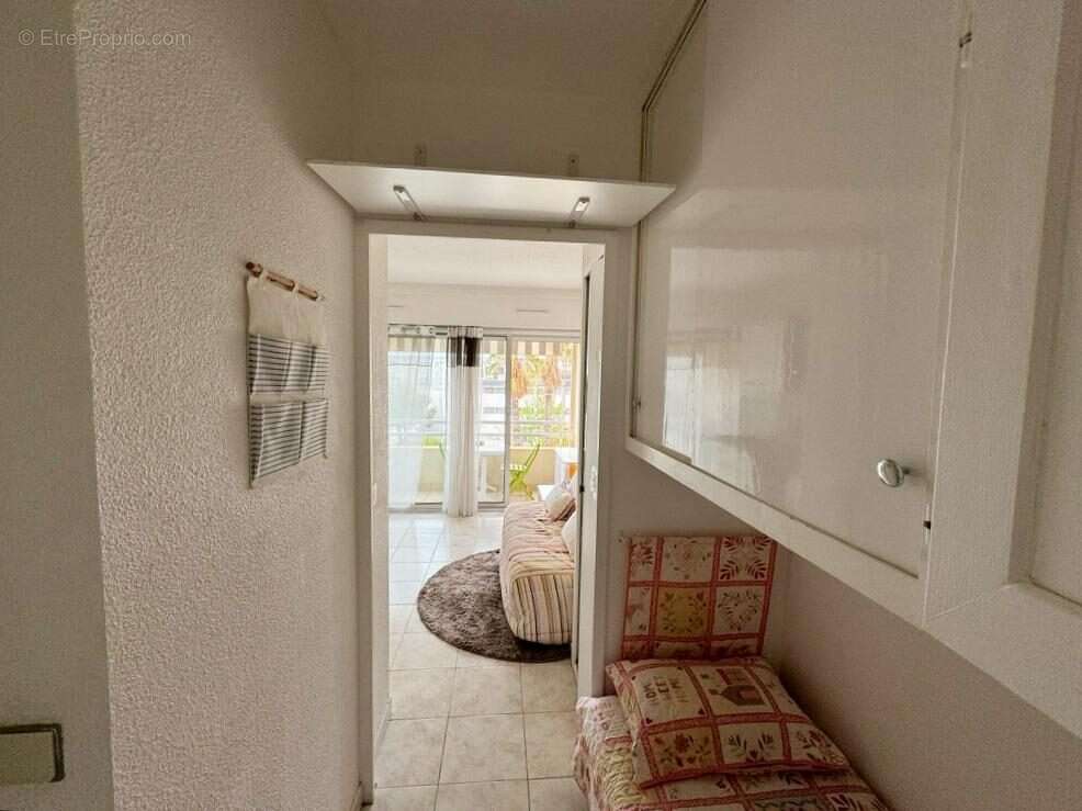 Appartement à MAUGUIO