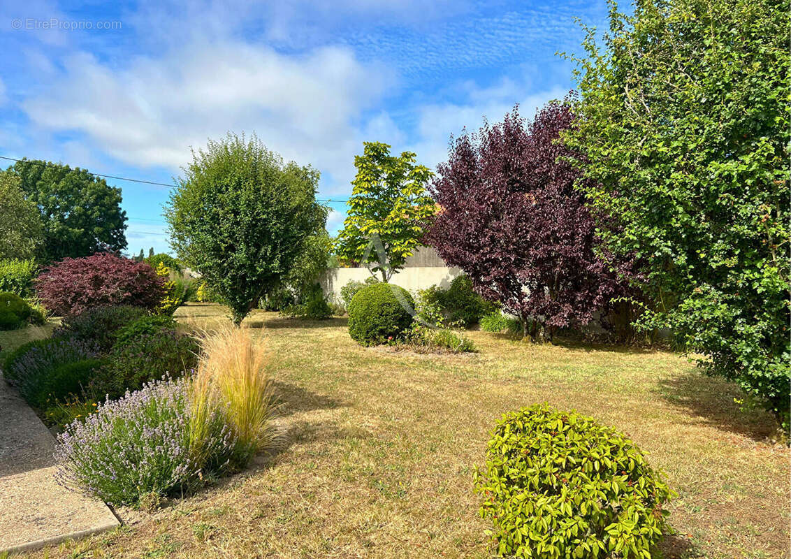 Maison 98 m² à Beauvoir-Sur-Mer  - photo 12
