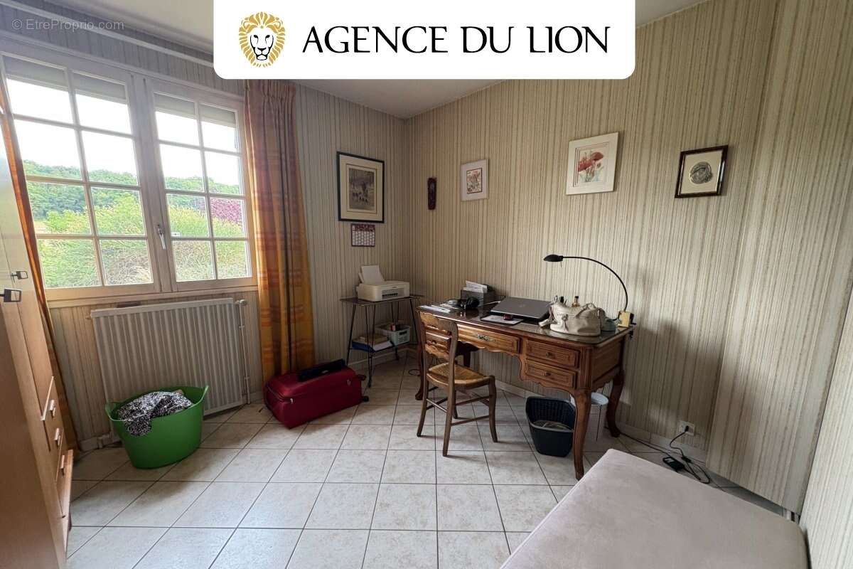 Maison à VERT-EN-DROUAIS