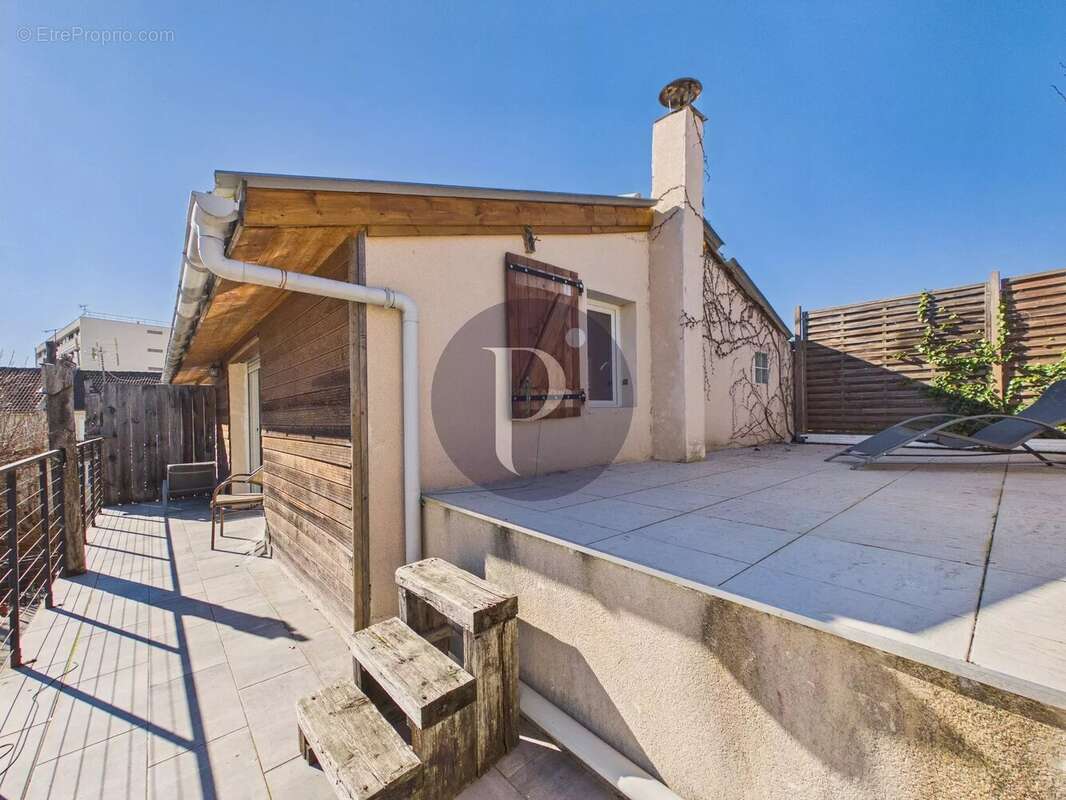 Appartement à FONTENAY-AUX-ROSES