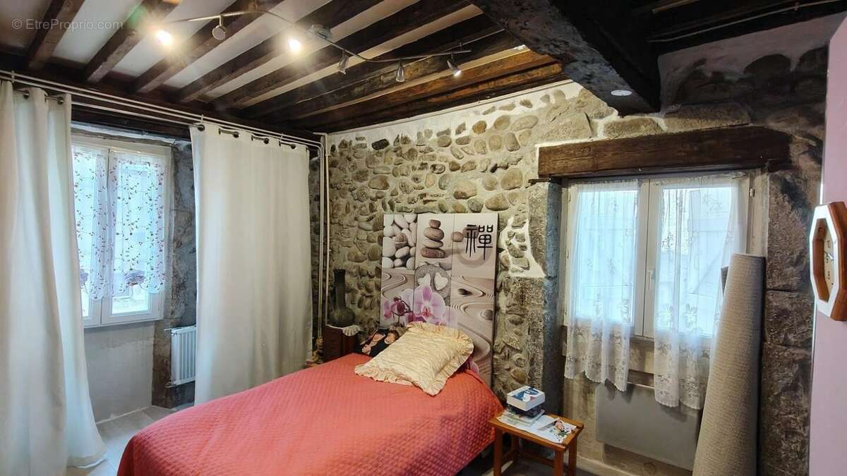 Maison à LA VOULTE-SUR-RHONE