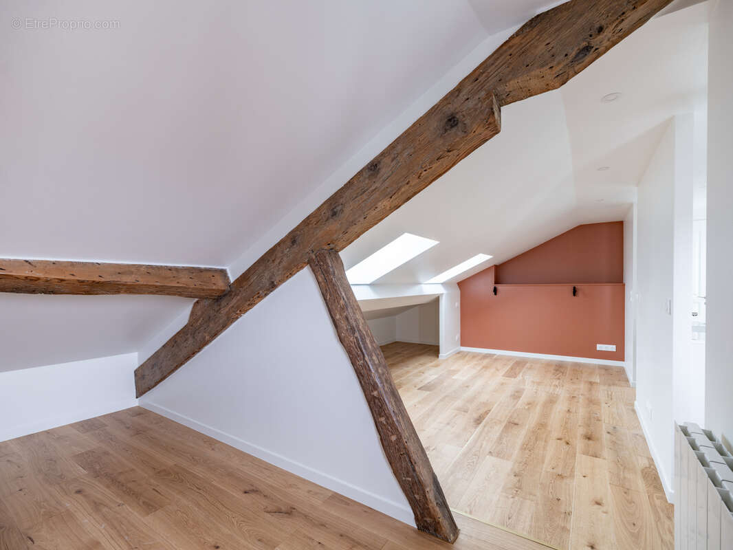 Appartement à PARIS-3E