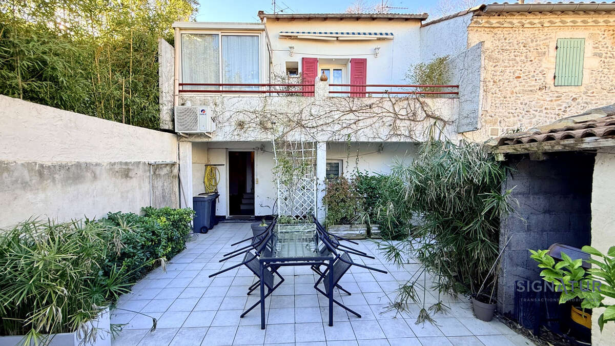 Maison à RODILHAN