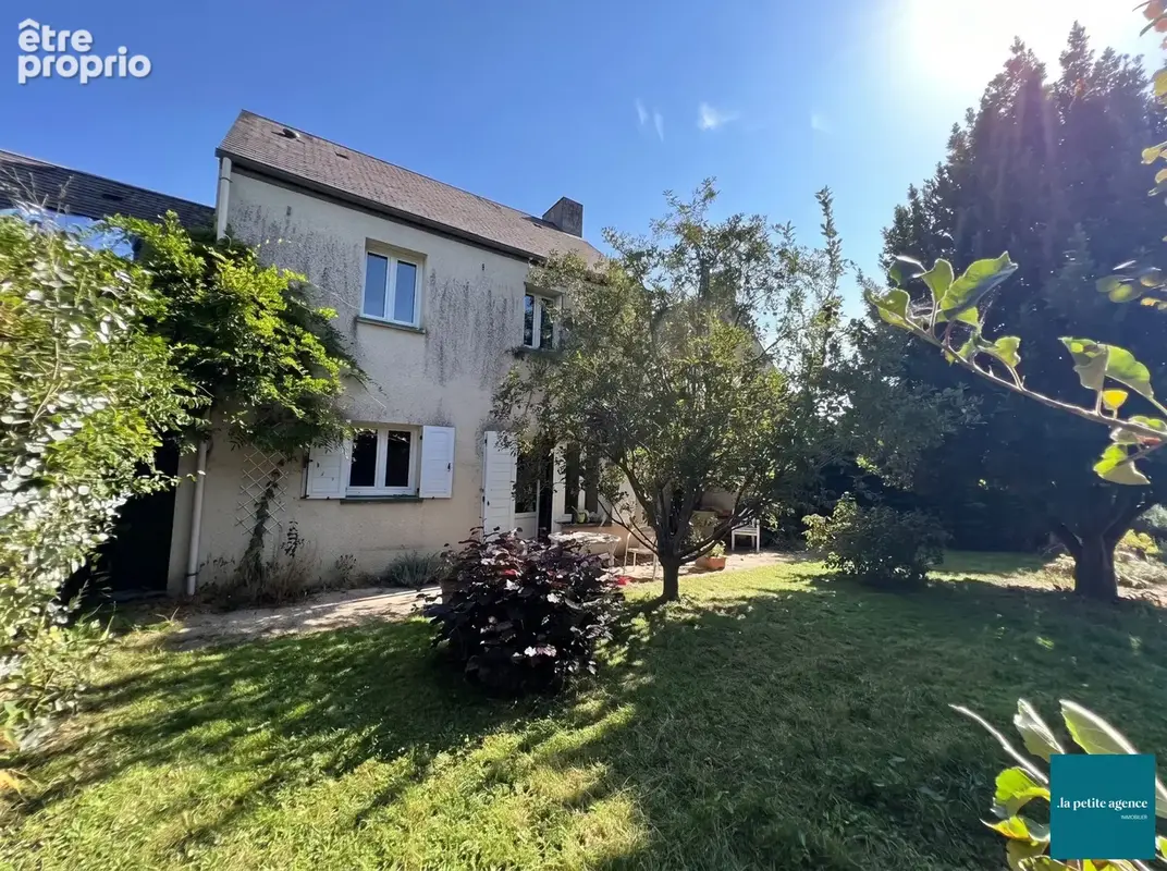 Maison 85 m² à Saint-Germain-La-Blanche-Herbe  - photo 9