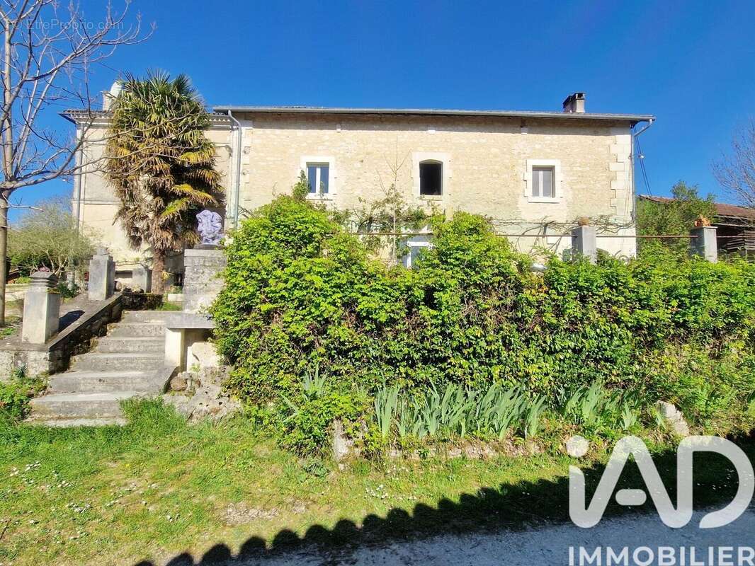 Photo 6 - Maison à SERS