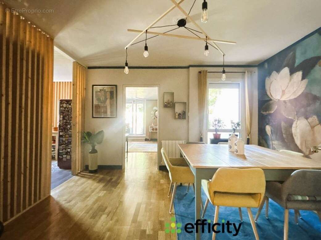 Appartement à CHAMPS-SUR-MARNE