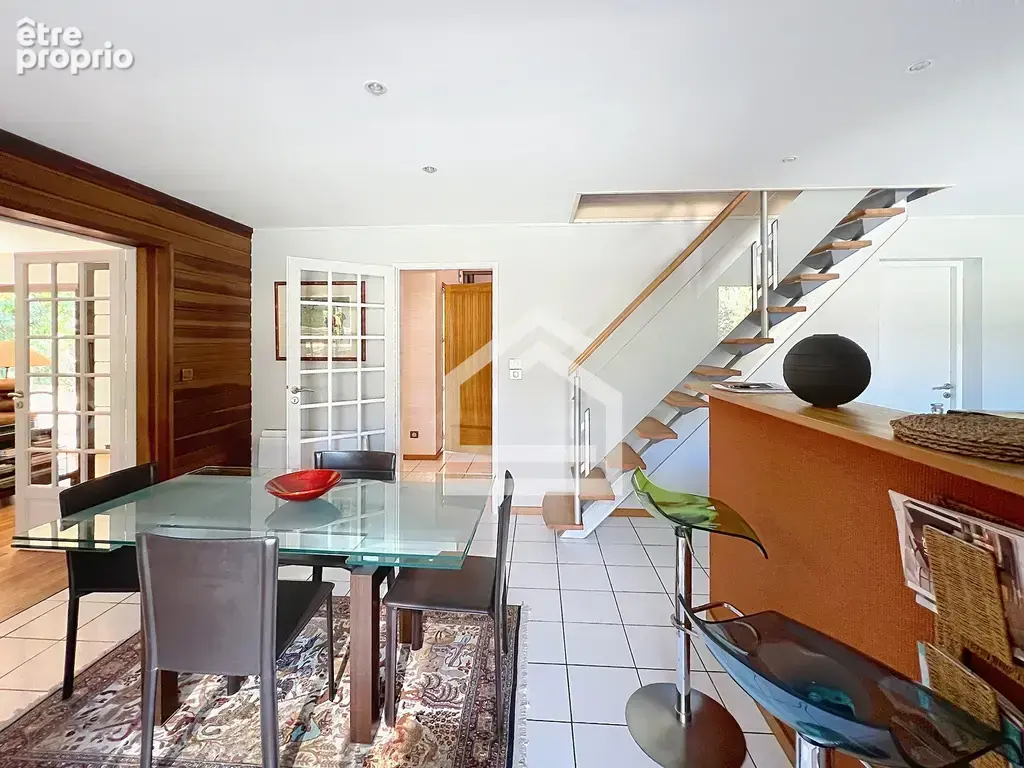 Saint Aubin de Médoc - Villa familiale avec piscine et garage dans un quartier privilégié - photo 6