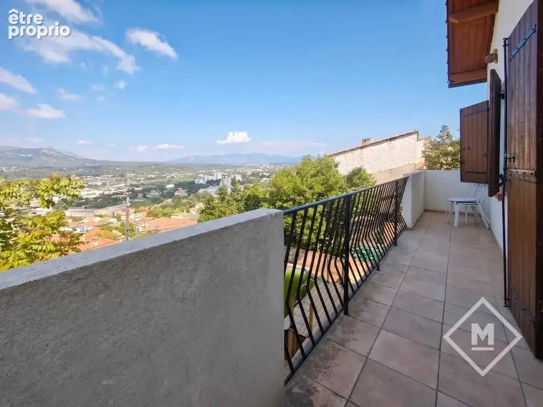 Vente Maison T4  125m², vue panoramique  Marseille 13011 : Opportunité à Saisir - photo 4