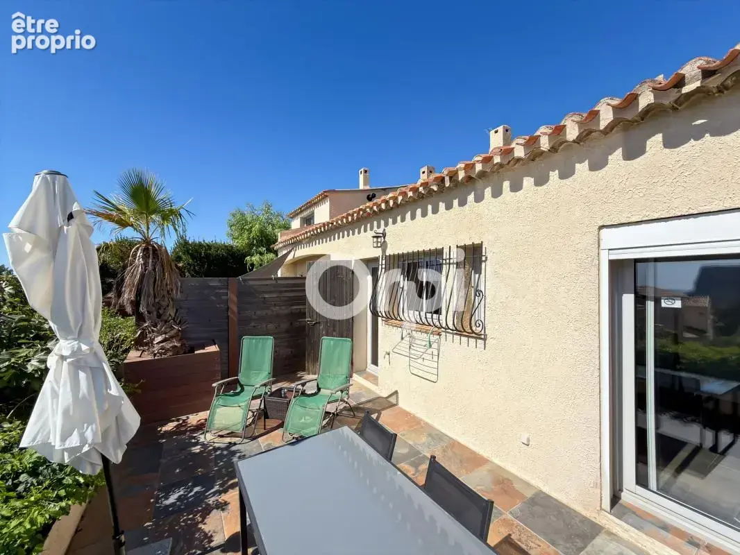 ** Cassis - Ensemble de trois appartements ** - photo 7