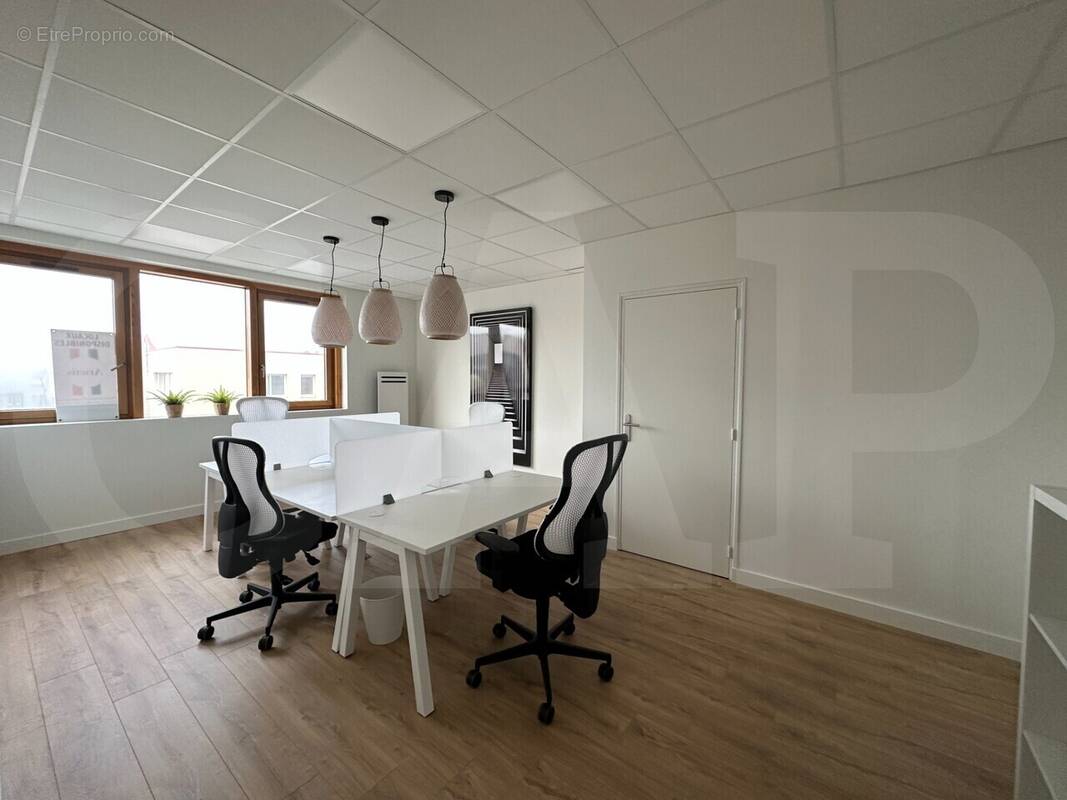 Commerce à CESSON-SEVIGNE