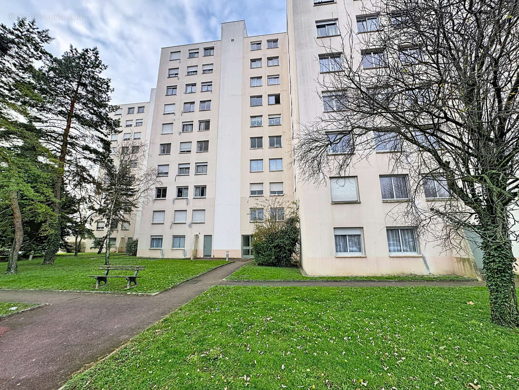 Appartement à OULLINS
