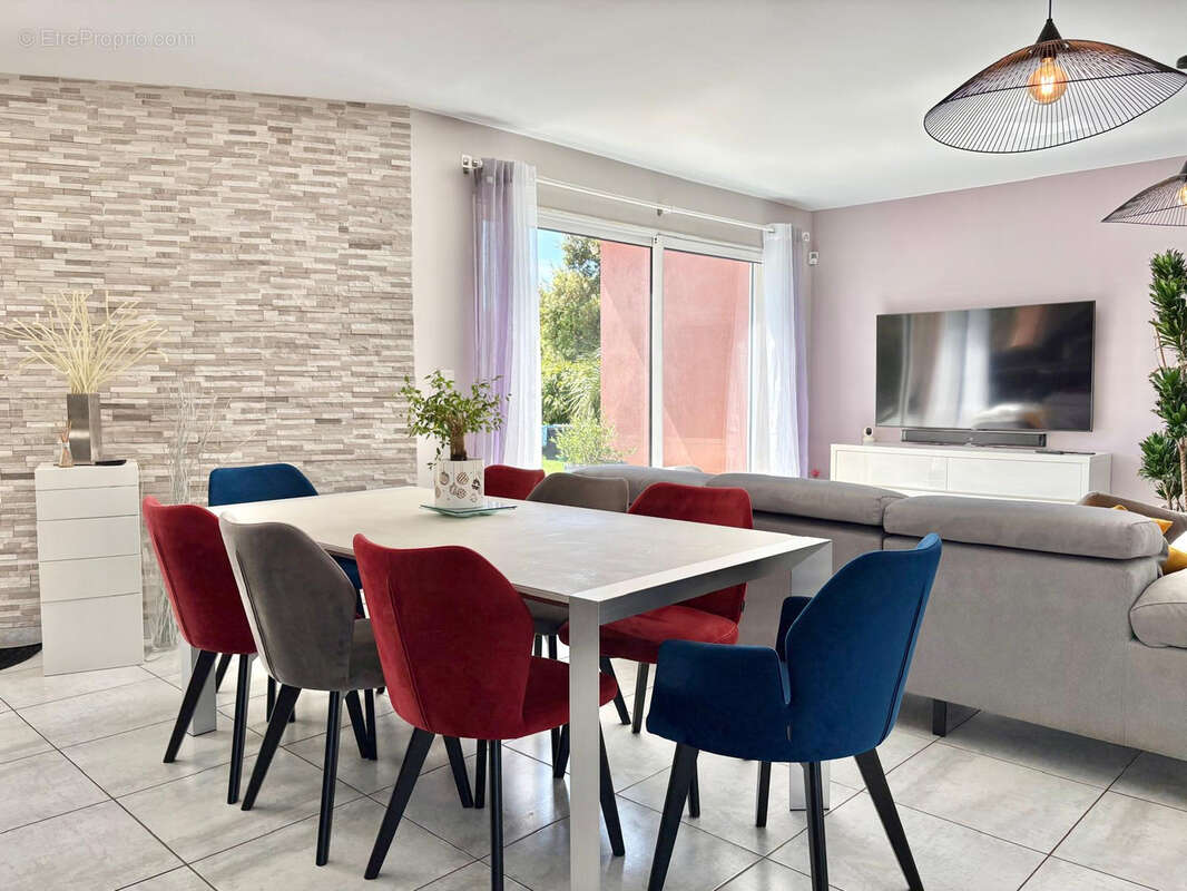 Maison à FREJUS