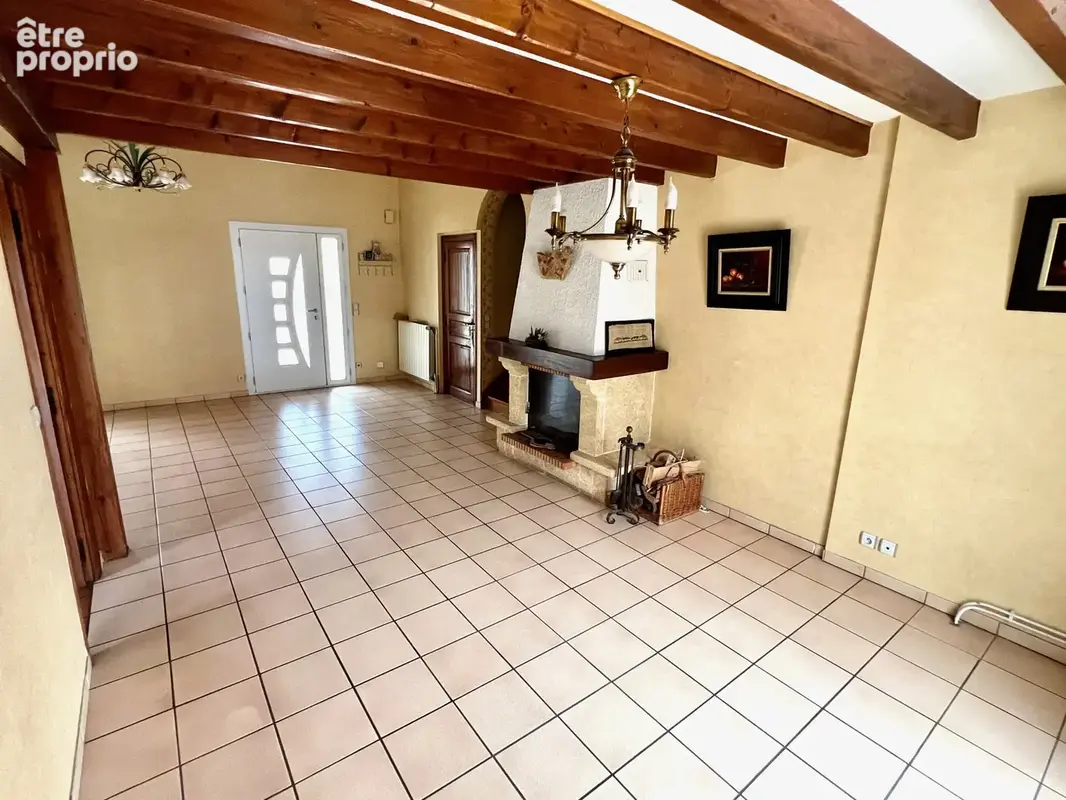 Maison 7 pièces 133,75 m2 avec jardin et piscine - photo 4