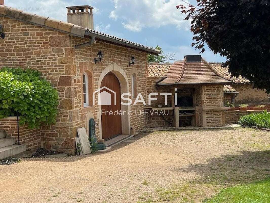 Photo 3 - Maison à CHARNAY-LES-MACON