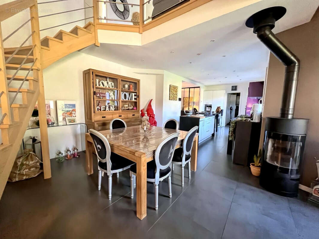 Maison à LA CHAPELLE-SUR-ERDRE