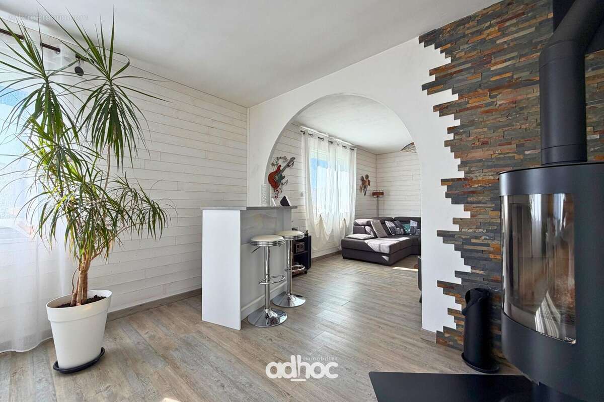 Maison 114 m² à Chateauneuf-Sur-Loire  - photo 6