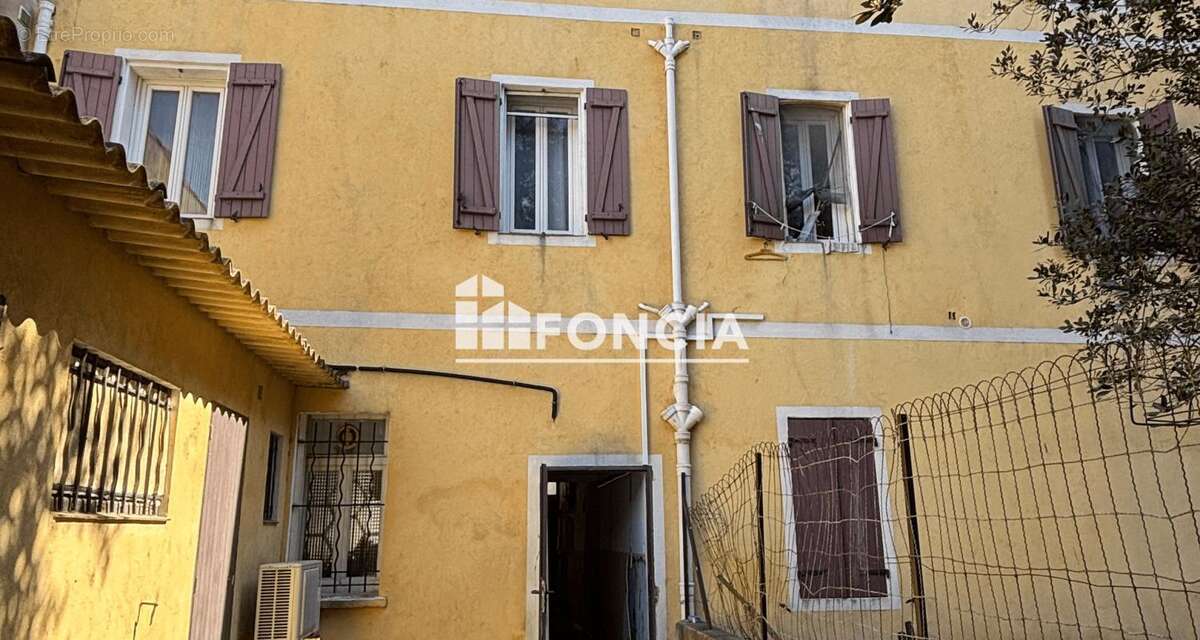 Appartement à LA LONDE-LES-MAURES