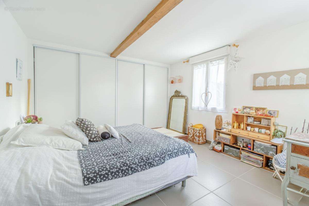 Vert - Maison à vendre avec division possible du terrain - photo 8