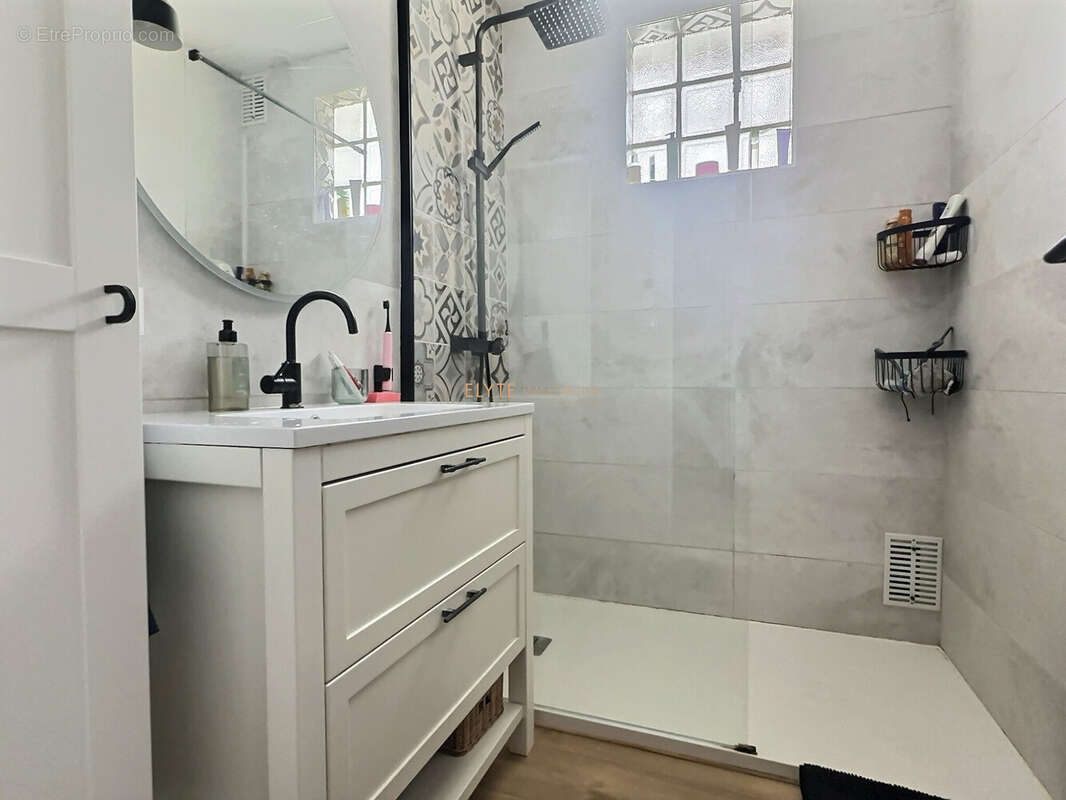 Appartement à SALON-DE-PROVENCE