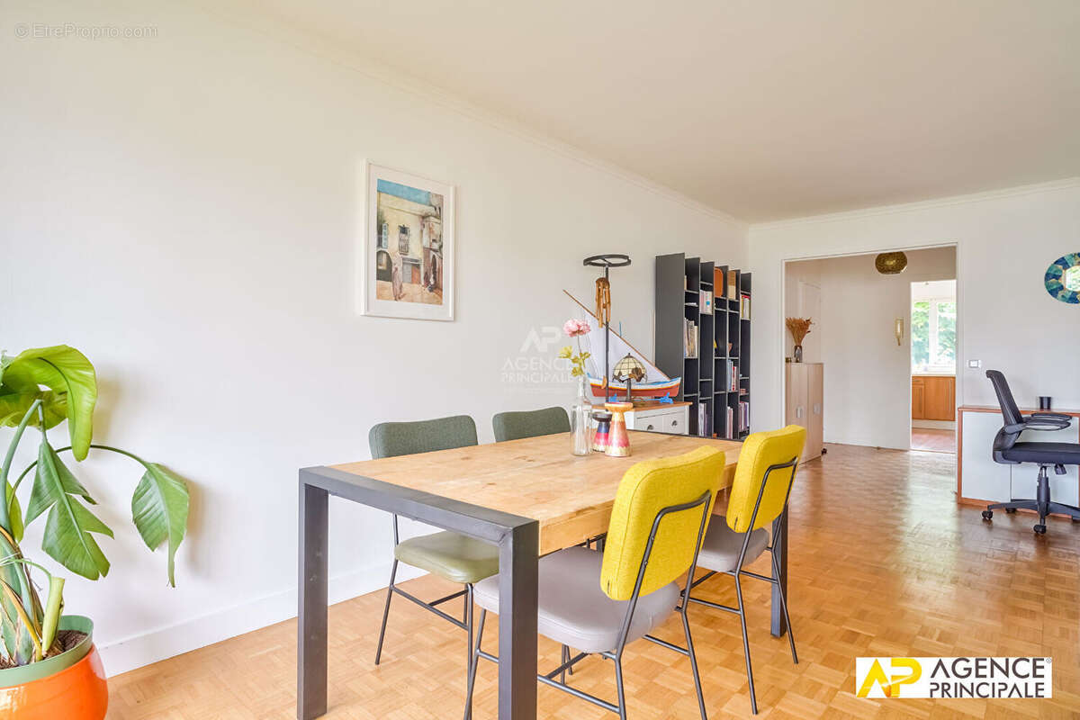 Appartement à MAISONS-LAFFITTE