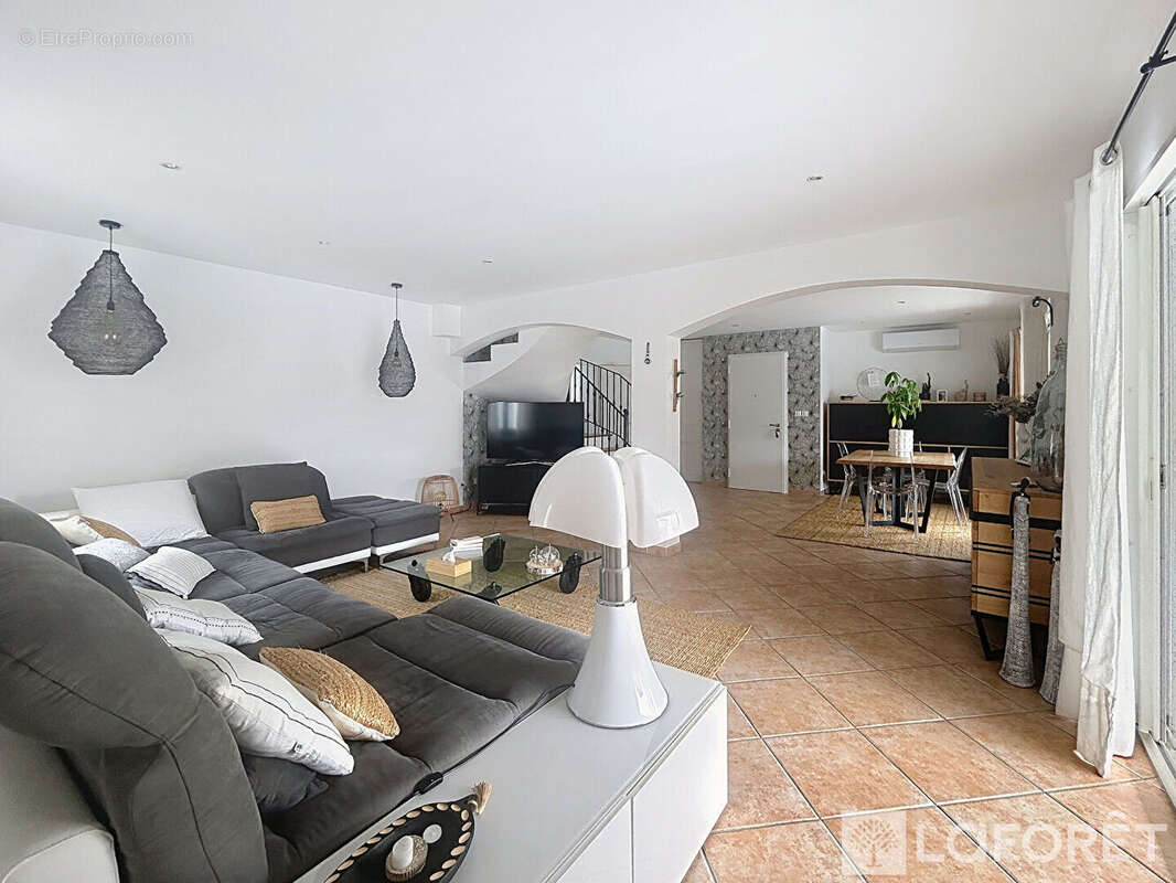 Maison à CARRY-LE-ROUET