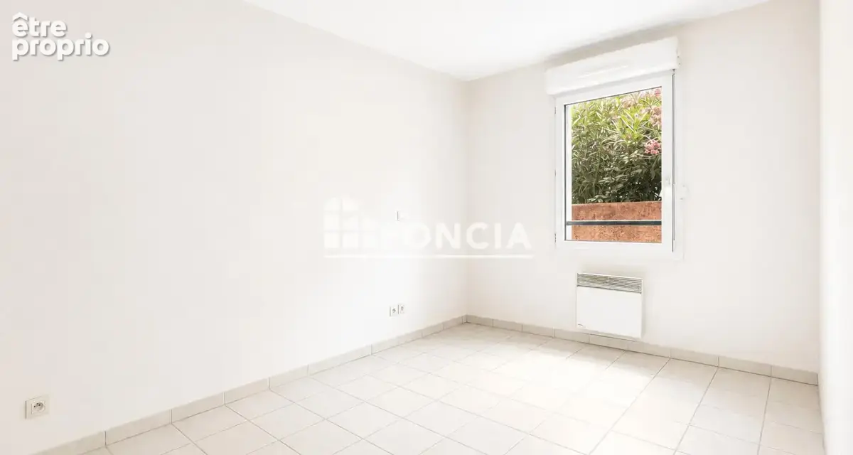Villeneuve-lès-Béziers – Appartement T2 avec terrasse et parking - photo 4
