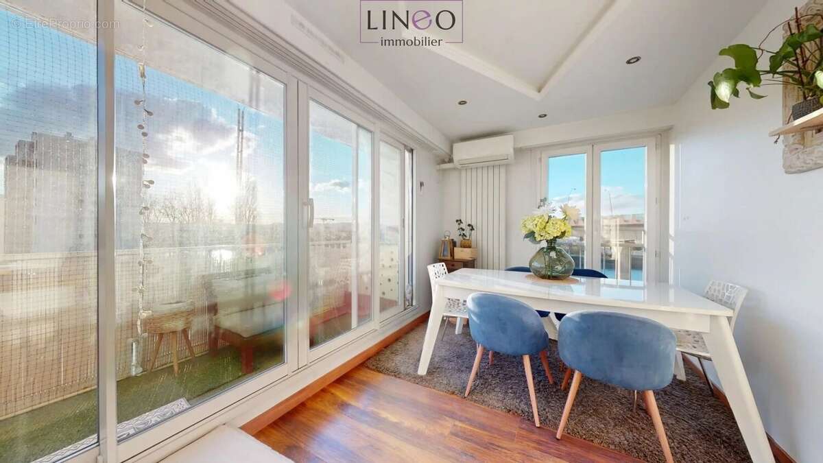 Appartement à CHOISY-LE-ROI