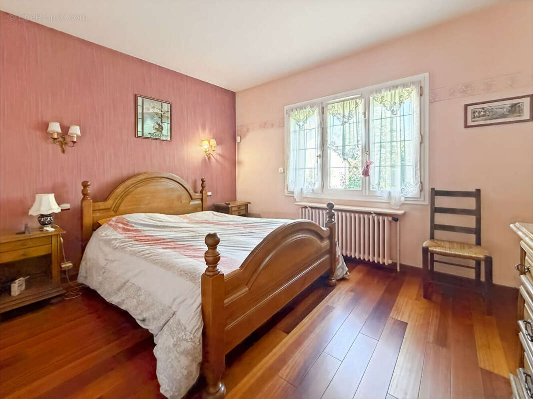 Maison à VILLEBON-SUR-YVETTE