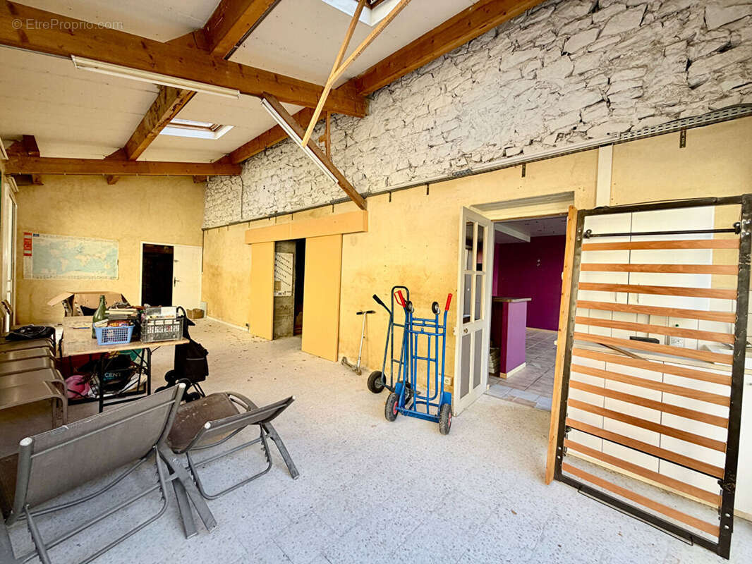 Maison à BAGNOLS-SUR-CEZE