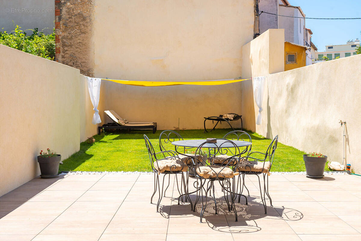Maison à MARSEILLE-7E