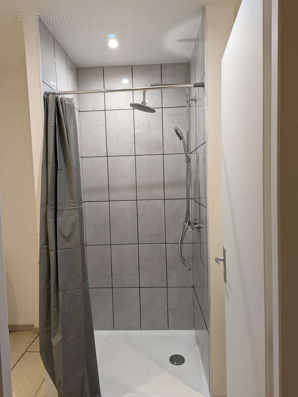 Appartement à DELME