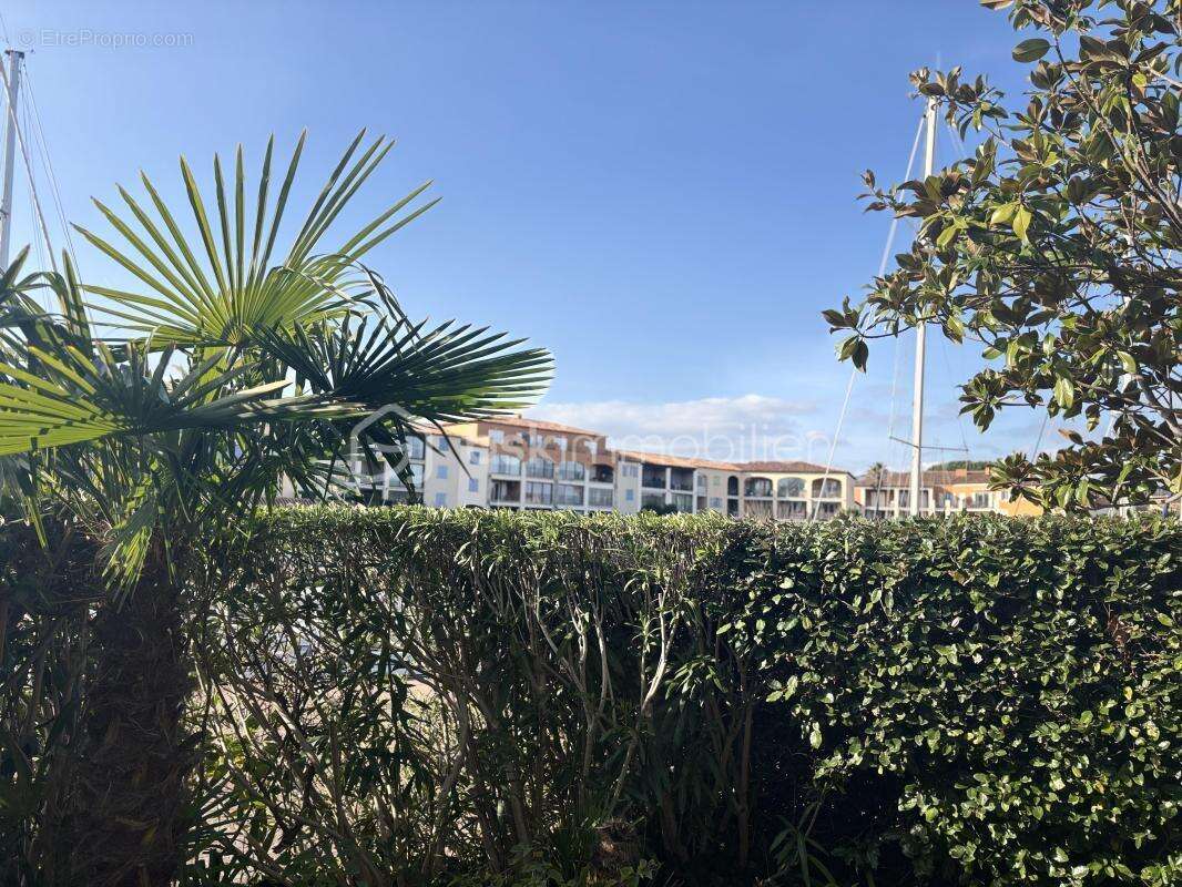 Appartement à GRIMAUD
