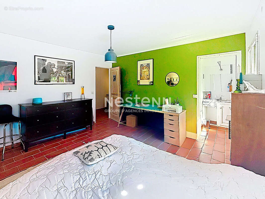 Maison à VENTABREN