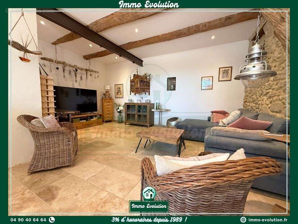 Maison 6 pièces 210 m² à vendre à Camaret-Sur-Aigues (84850) - photo 4