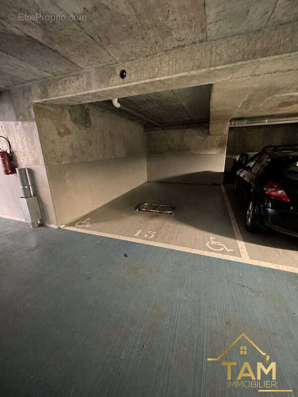 Appartement 38 m² à Saint-Cyr-L'ecole  - photo 5