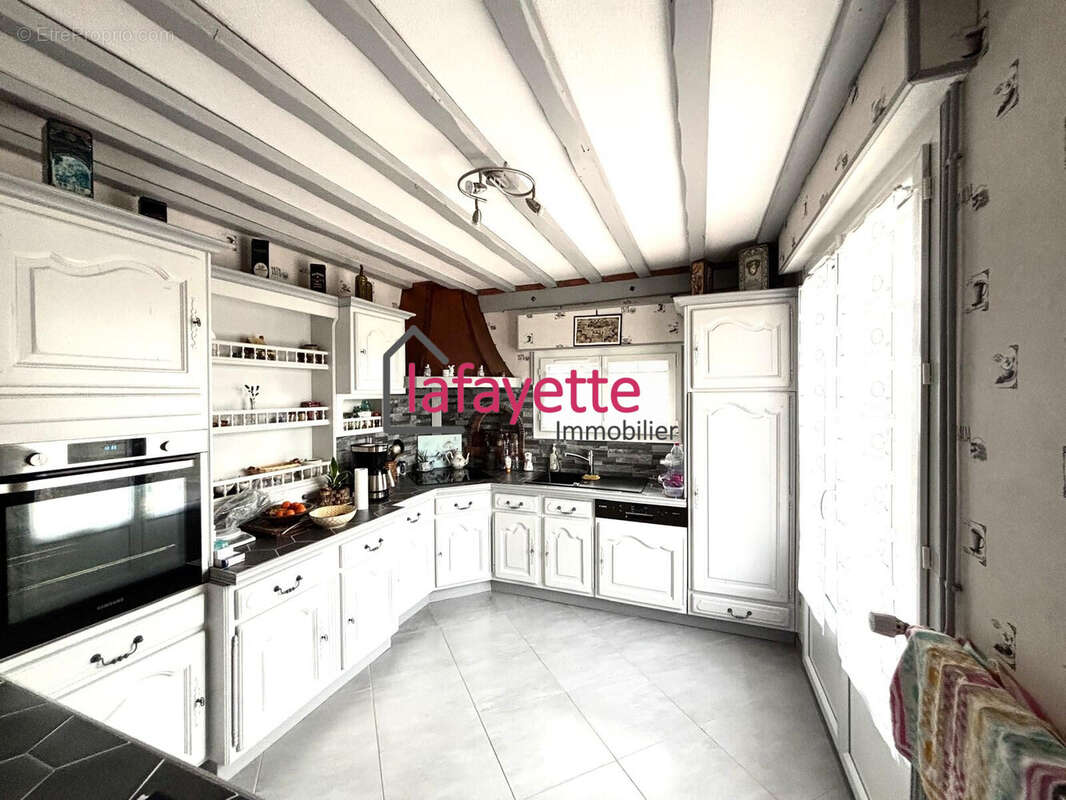 Maison à ECRAINVILLE