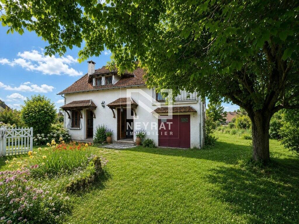 Maison à LALHEUE