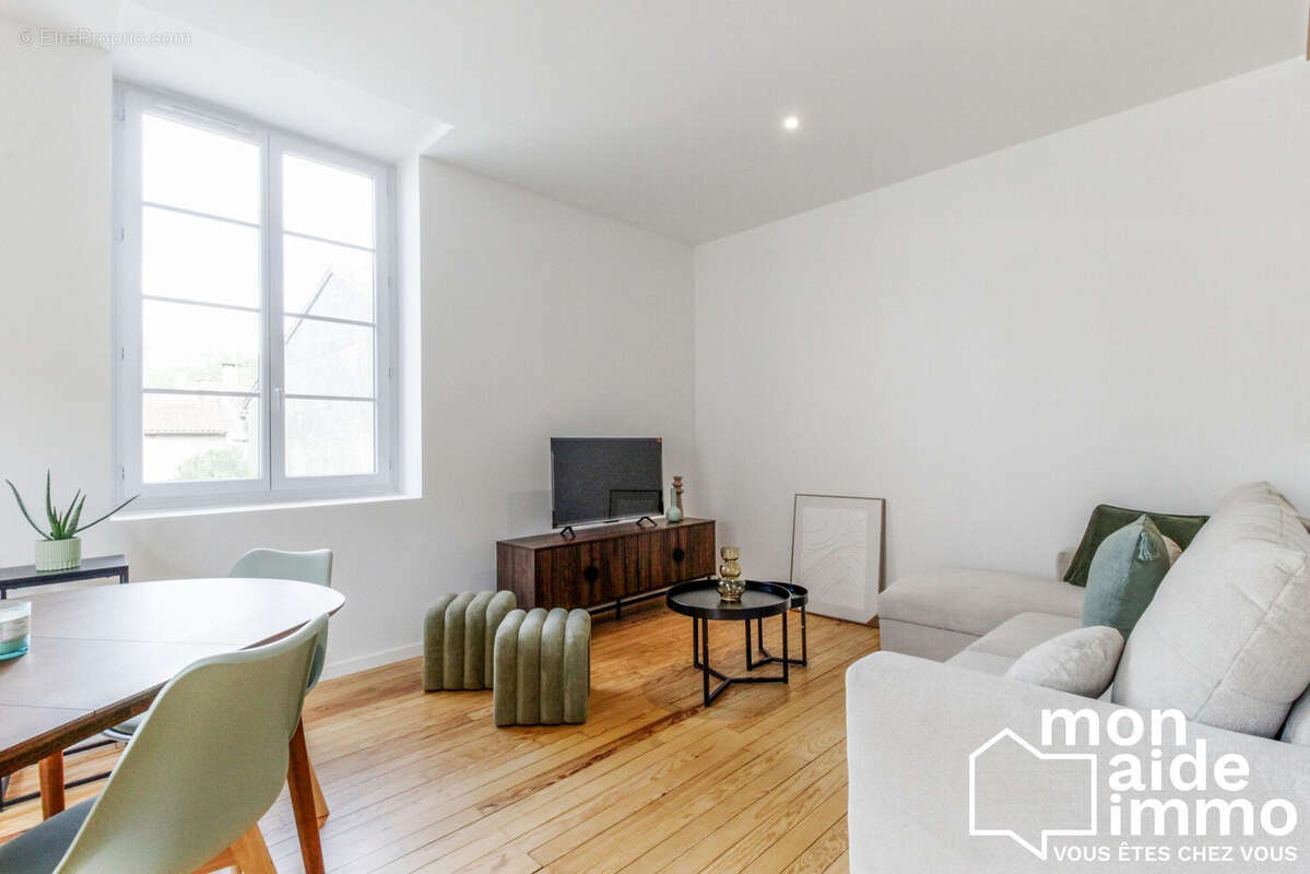 Appartement à VILLENAVE-D'ORNON