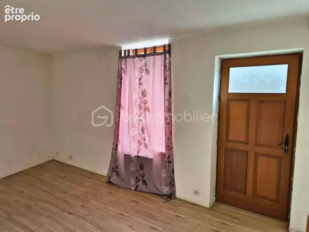 Maison 51m² Centre-ville de Oisemont – 45 000 € FAI, à fort potentiel de valorisation et rendement - photo 2