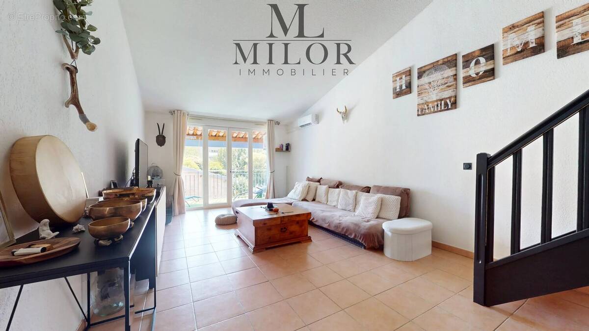 Appartement à SAINT-MARTIN-DU-VAR