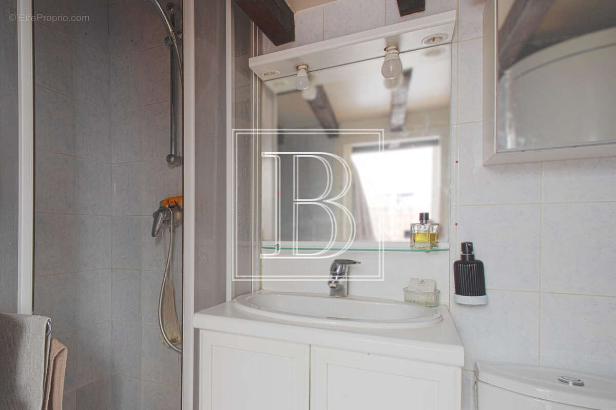 Appartement à PARIS-4E