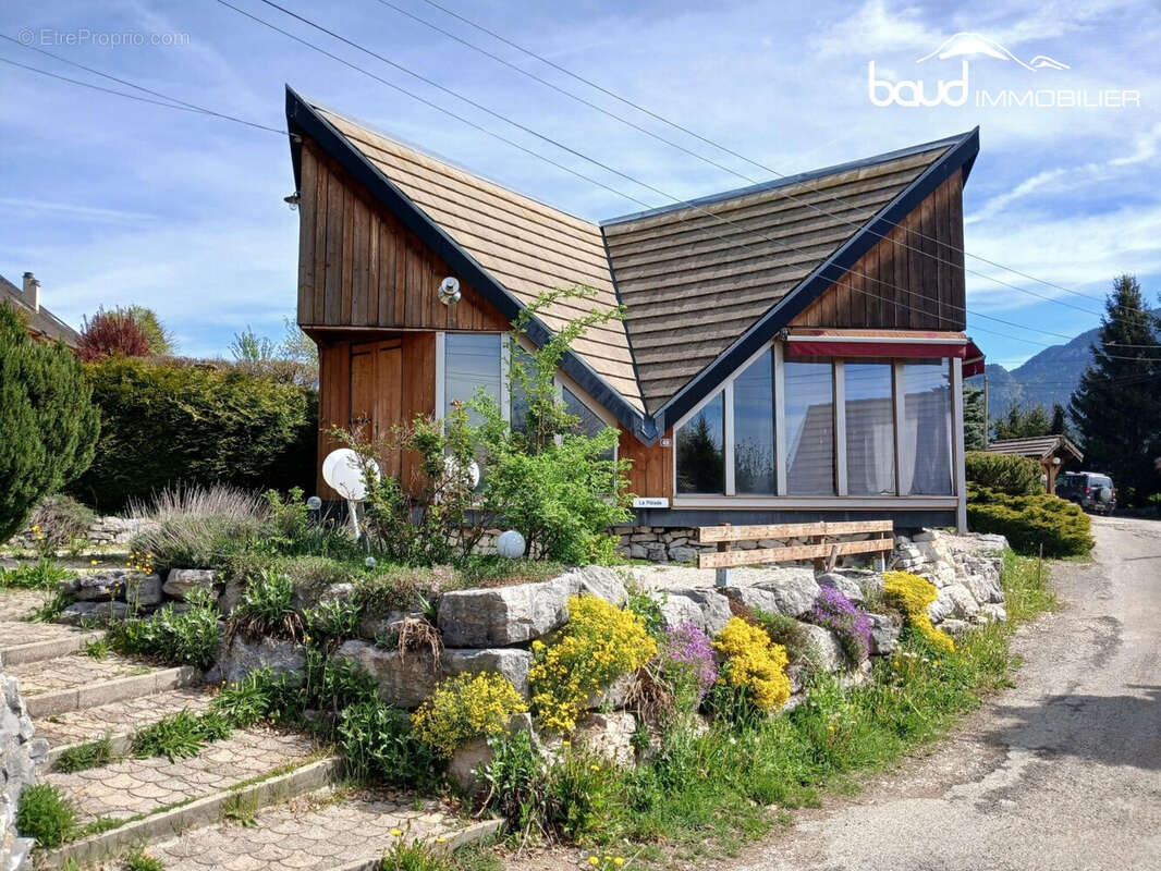 Maison à LANS-EN-VERCORS